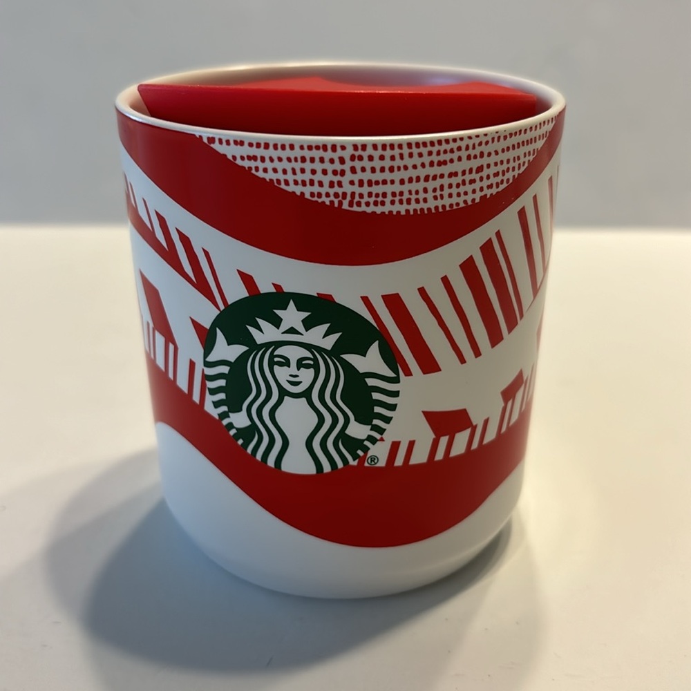 Starbucks 2021 Holiday 8 oz. Ceramic Mug Cup with Lid